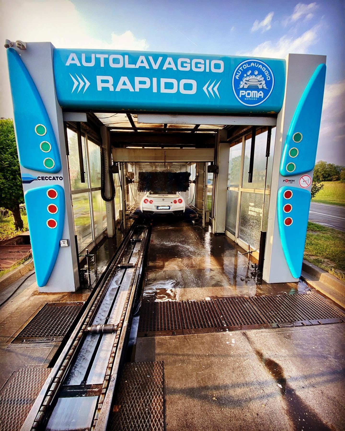 Tunnel antigraffio autolavaggio Bergamo