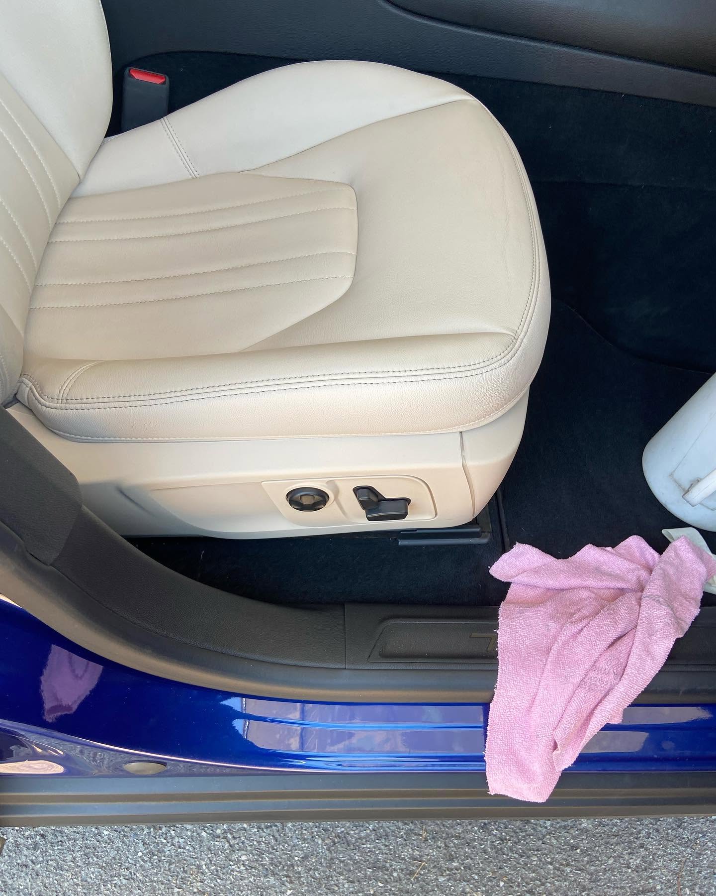Lavaggio sedili auto Bergamo
